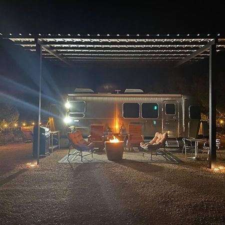 Airstream Alfresco Hotel Fredericksburg Exterior foto